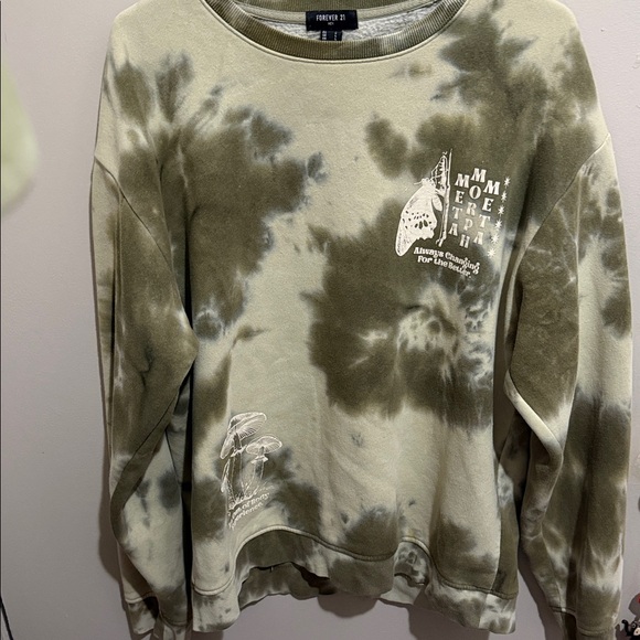 Forever 21 Other - Men’s Tie-Dye Graphic Sweatshirt
